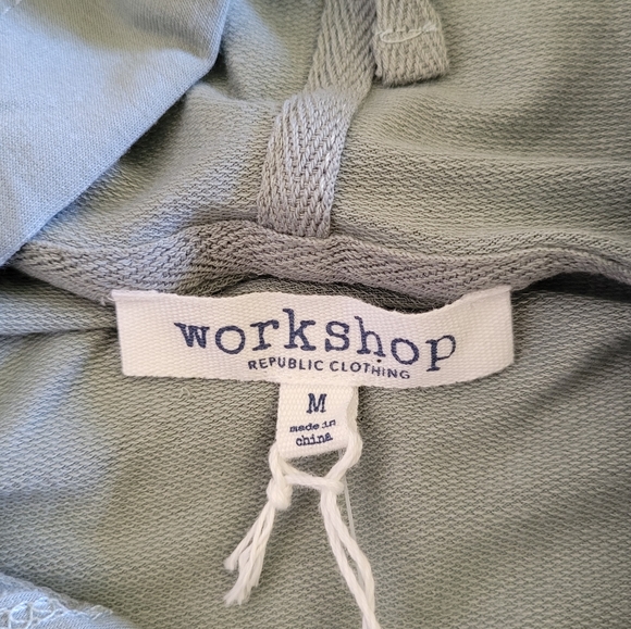 Workshop Republic Clothing "PEACE"☮ Hoodie - NWT - Picture 4 of 15